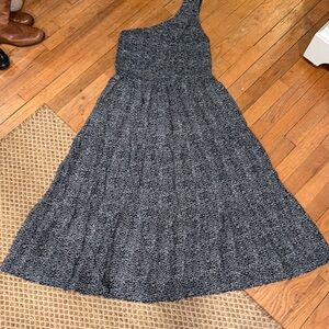 Elegant One-Shoulder Black and White Dress